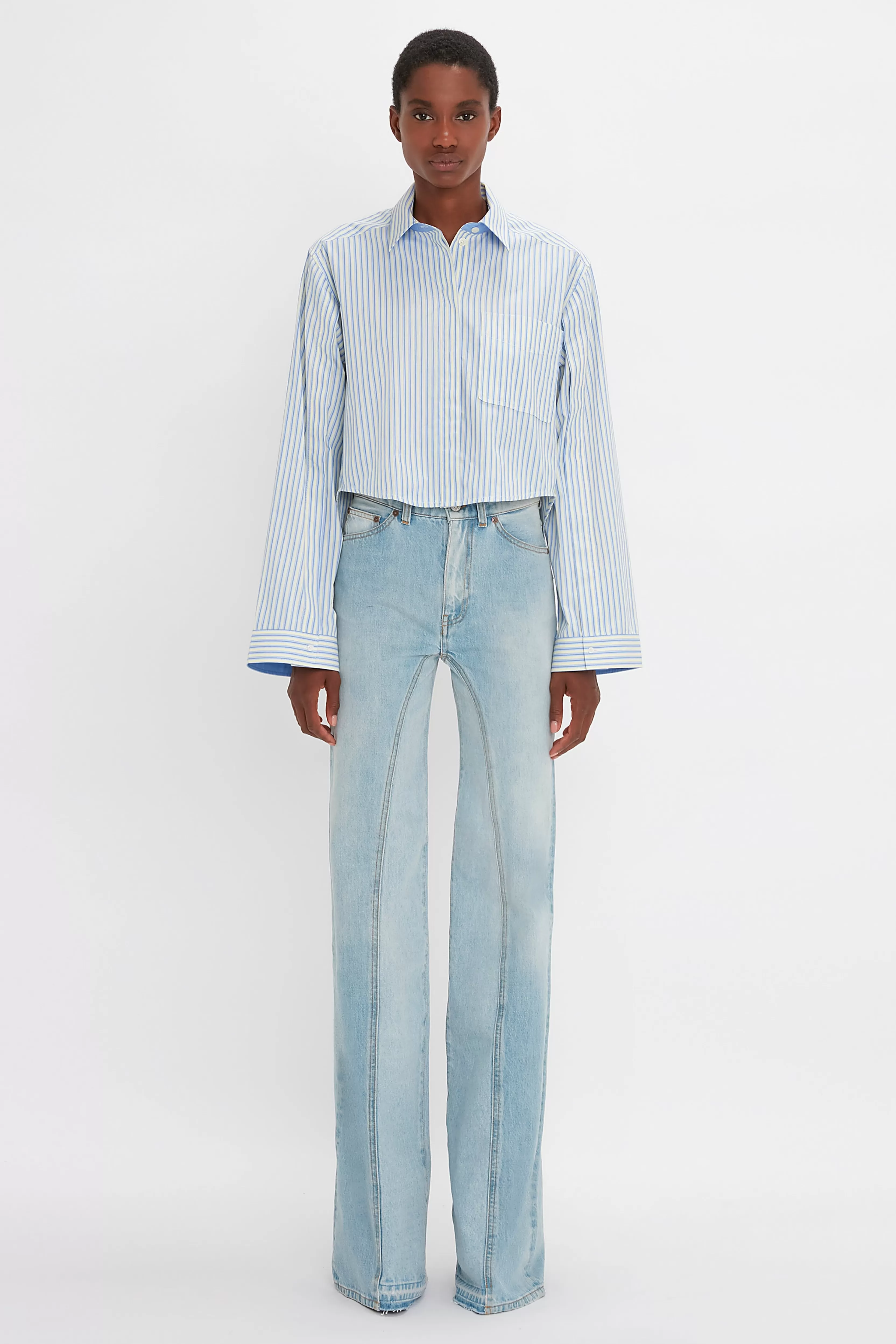 READY TO WEAR Victoria Beckham Pre Spring Summer 2024 | Shirts & Tops | Button Detail Cropped Shirt In Chamomile Stripe Blue