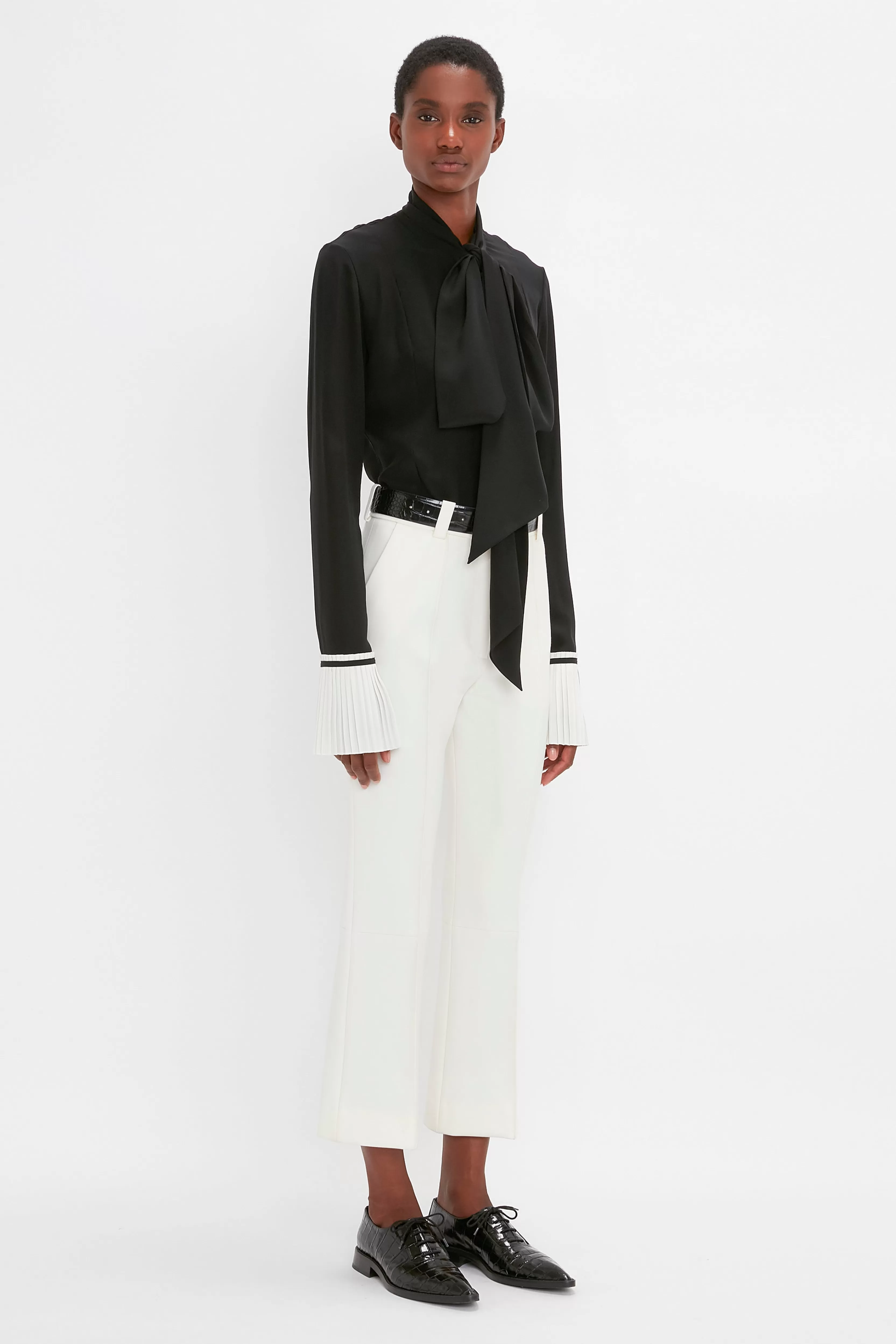 READY TO WEAR Victoria Beckham Pre Spring Summer 2024 | Trousers | Cropped Kick Trouser In Ivory Cream