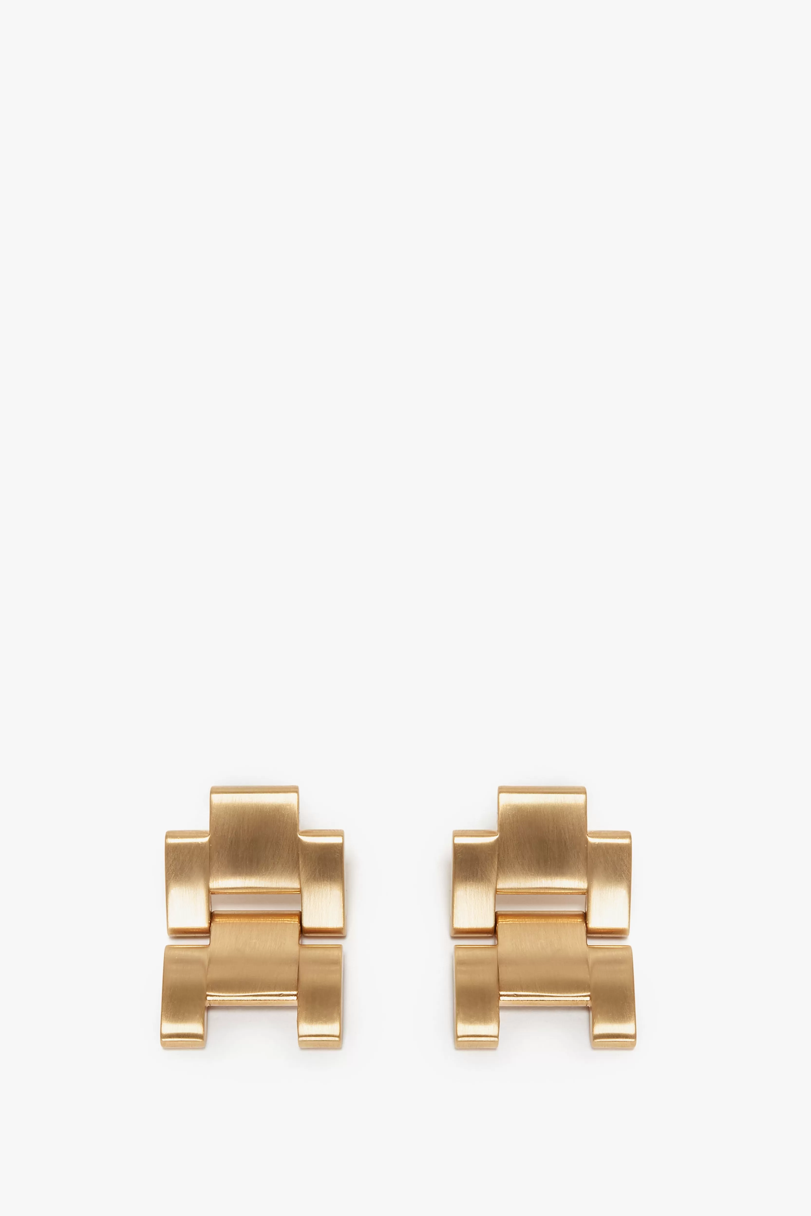 ACCESSORIES | READY TO WEAR | VALENTINE'S DAY Victoria Beckham Gifts | Occasionwear Edit | Exclusive To VB | Pre Spring Summer 2024 | Jewellery | Eveningwear | Exclusive Jumbo Chain Earrings in Brushed Gold