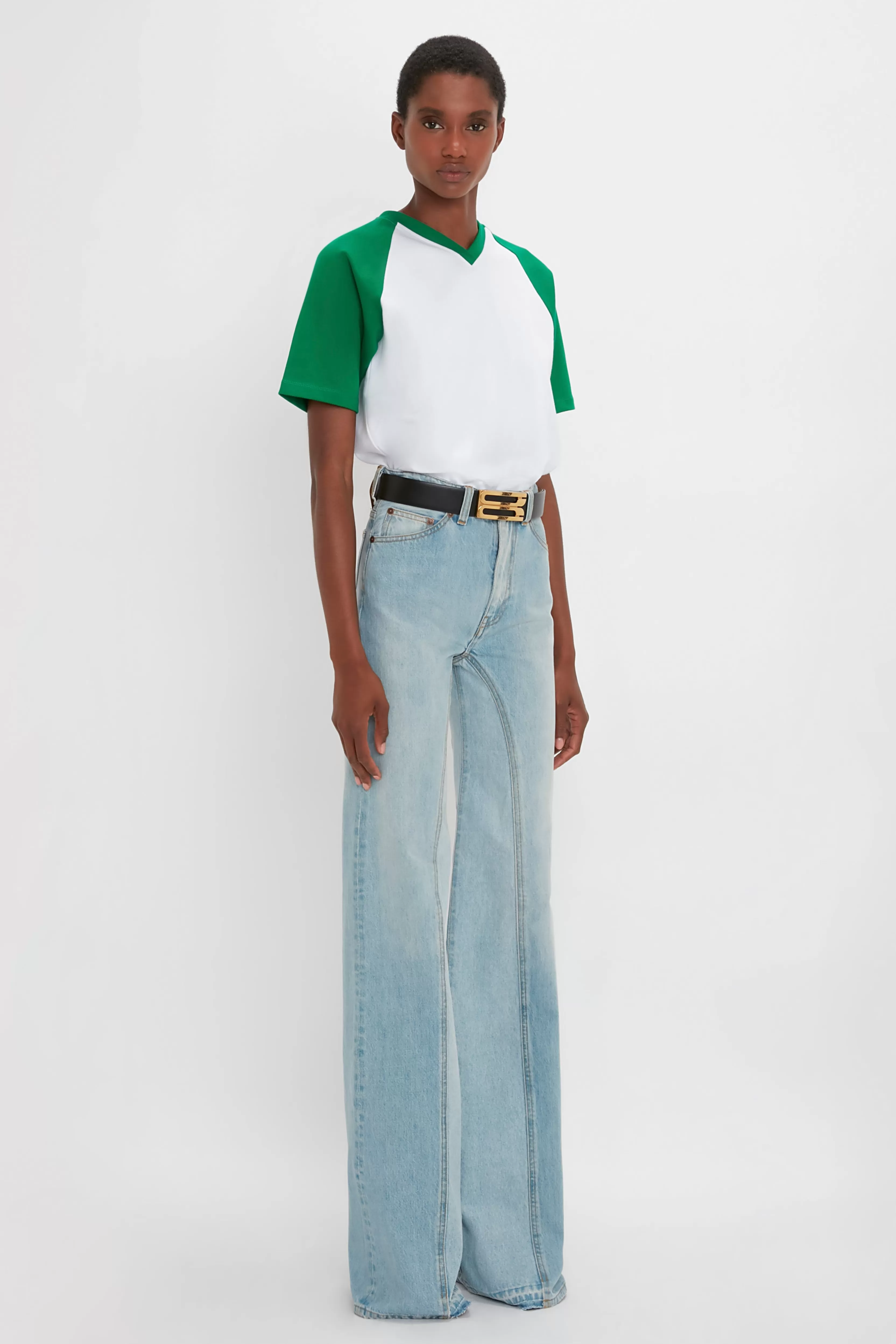 READY TO WEAR Victoria Beckham Pre Spring Summer 2024 | T-Shirts & Sweatshirts | Football T-Shirt In Green White