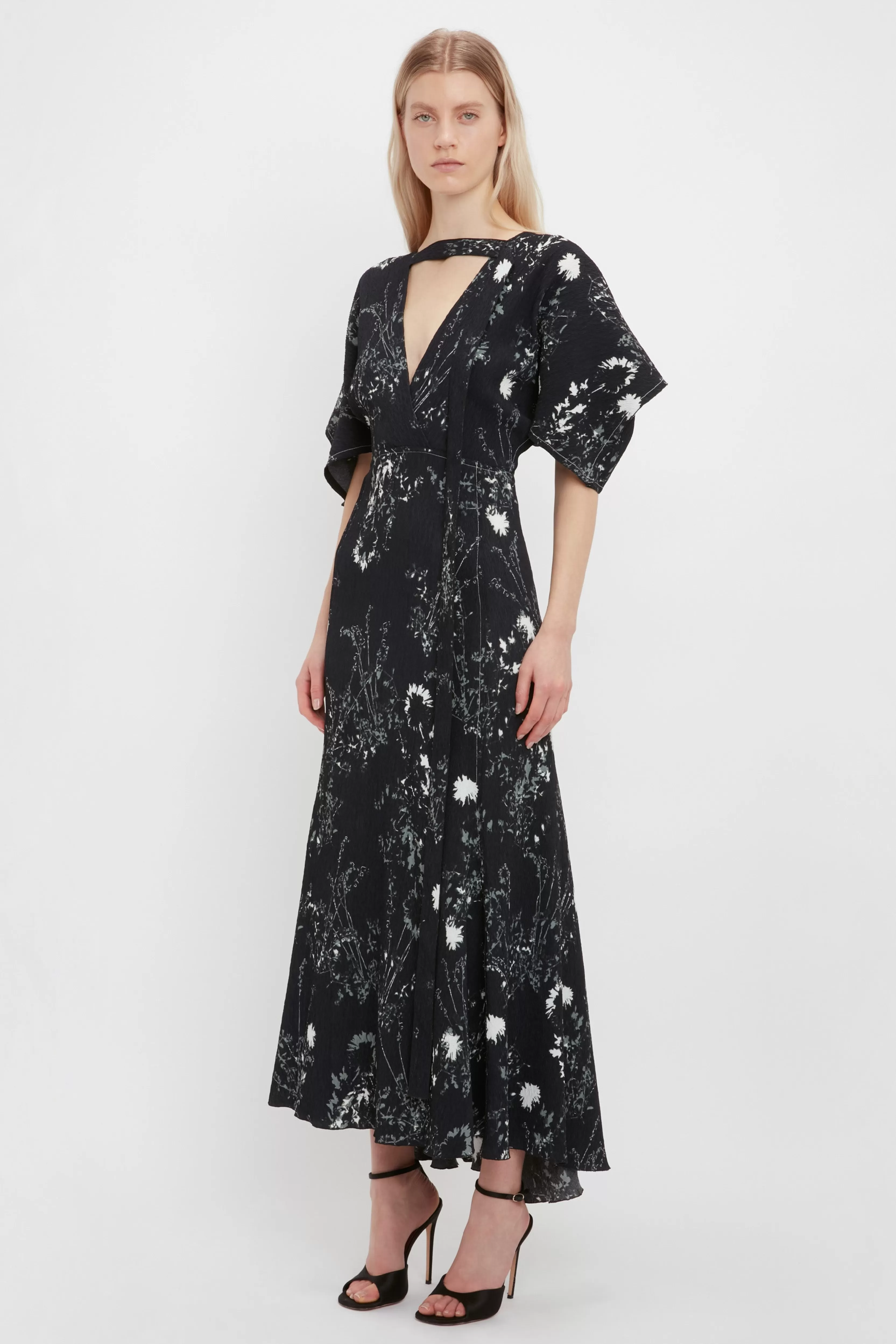 READY TO WEAR Victoria Beckham Sale | Kimono Sleeve Printed Dress In Black