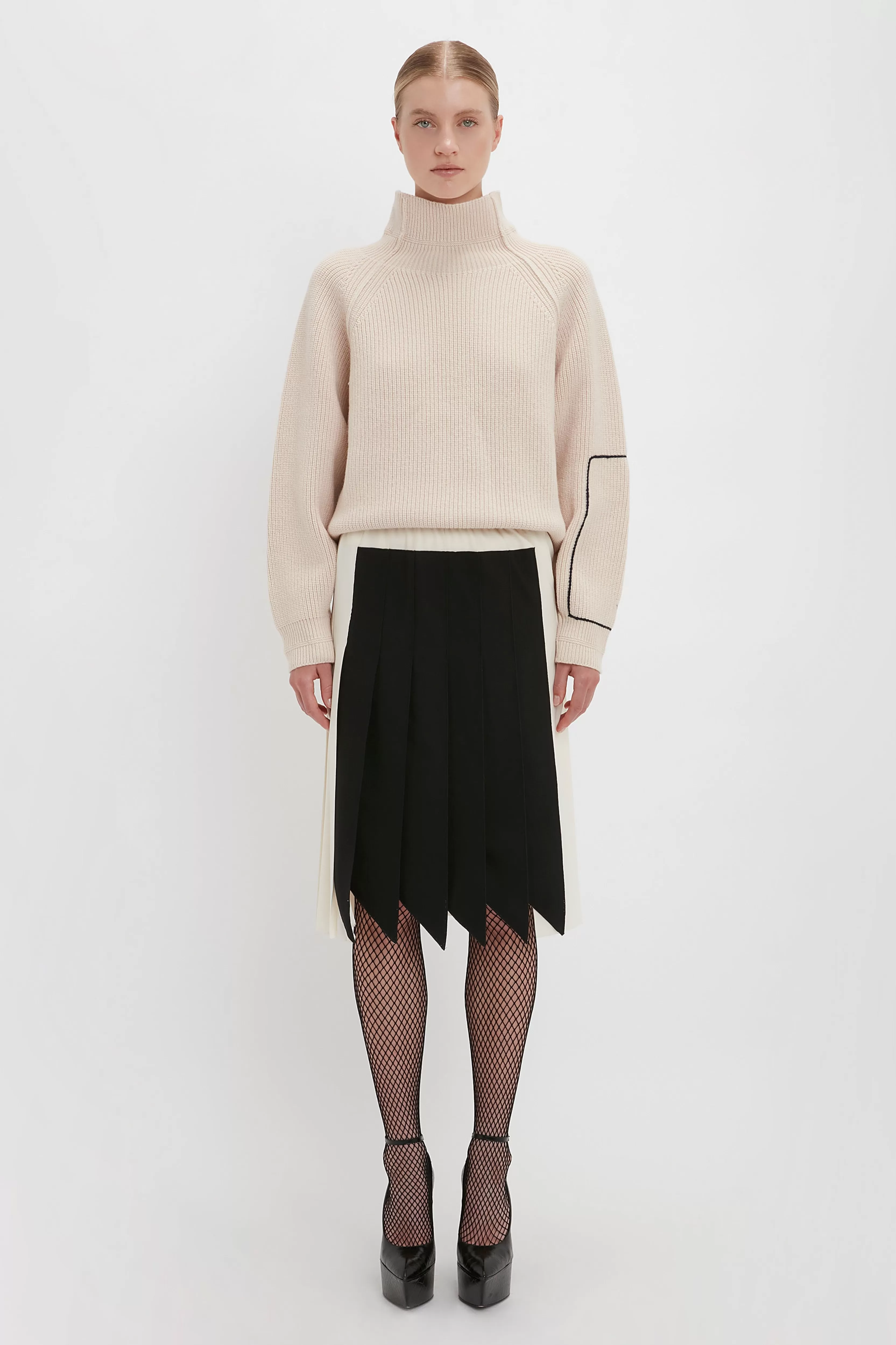 READY TO WEAR Victoria Beckham Sale | Pleated Panel Detail Skirt In Vanilla