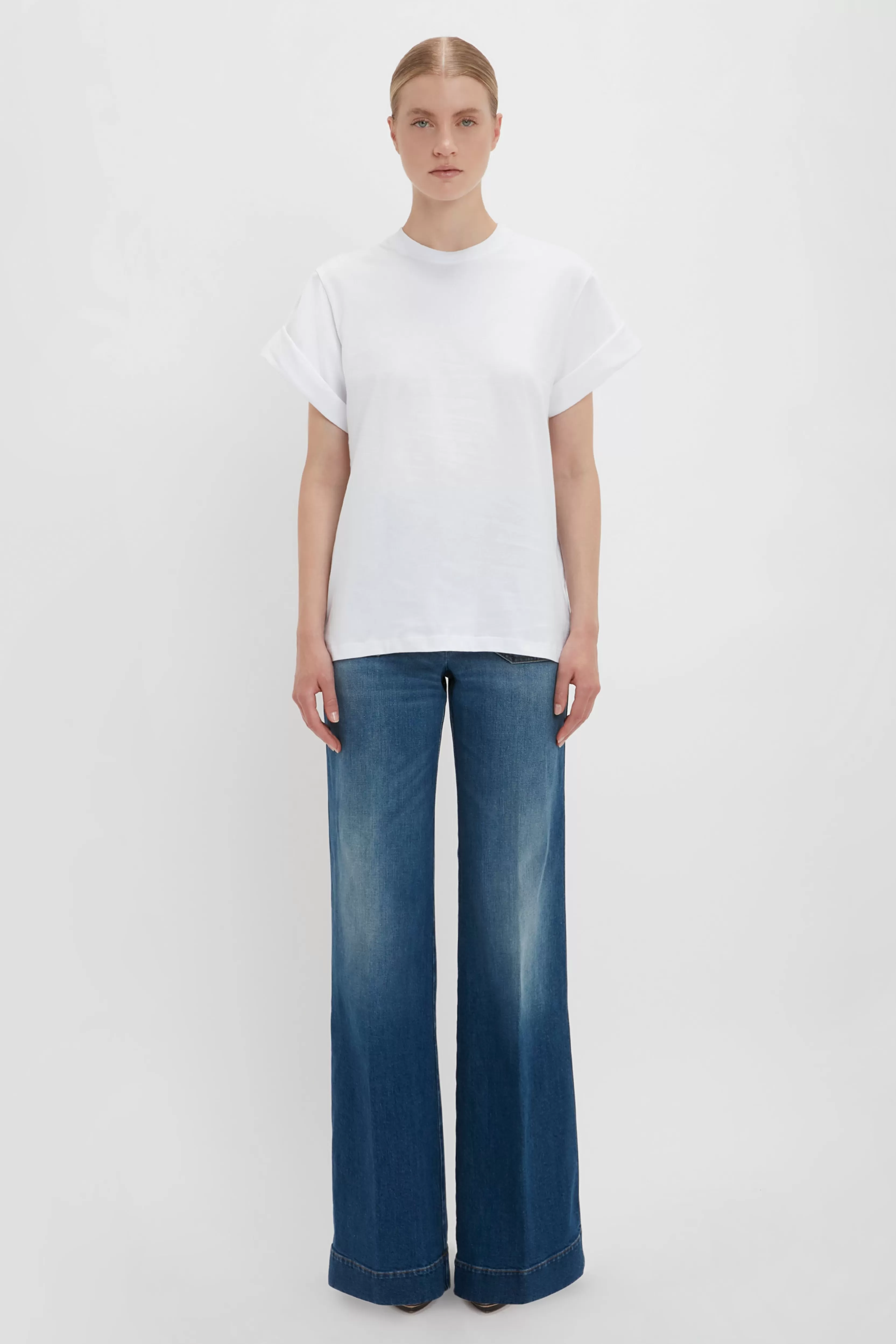 READY TO WEAR | ACCESSORIES Victoria Beckham The Victoria Edit | The Iconics Capsule | T-Shirts & Sweatshirts | Gifts | Relaxed Fit T-Shirt In White