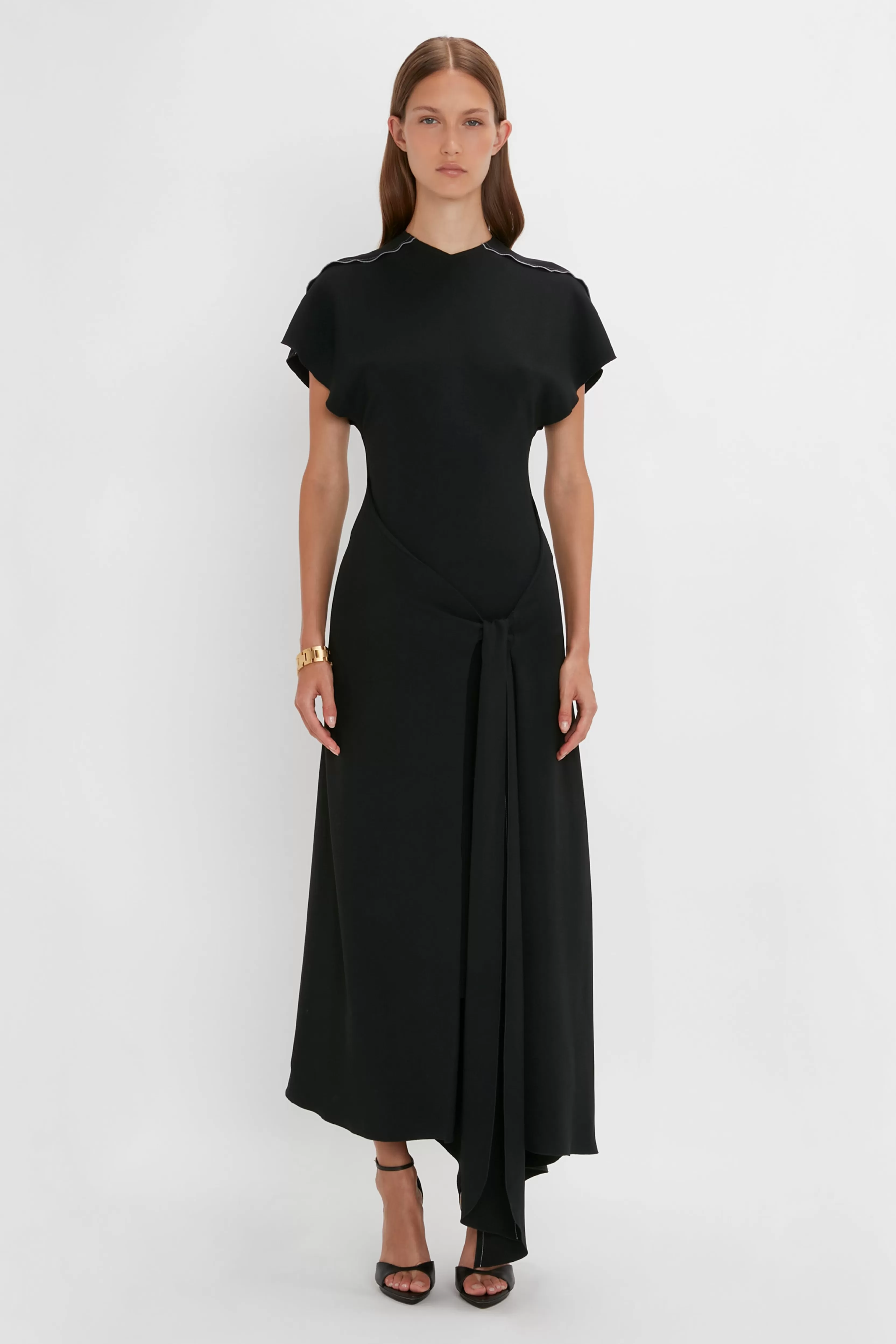 READY TO WEAR | VALENTINE'S DAY Victoria Beckham Occasionwear Edit | Pre Spring Summer 2024 | Eveningwear | Dresses | Short Sleeve Tie Detail Dress In Black