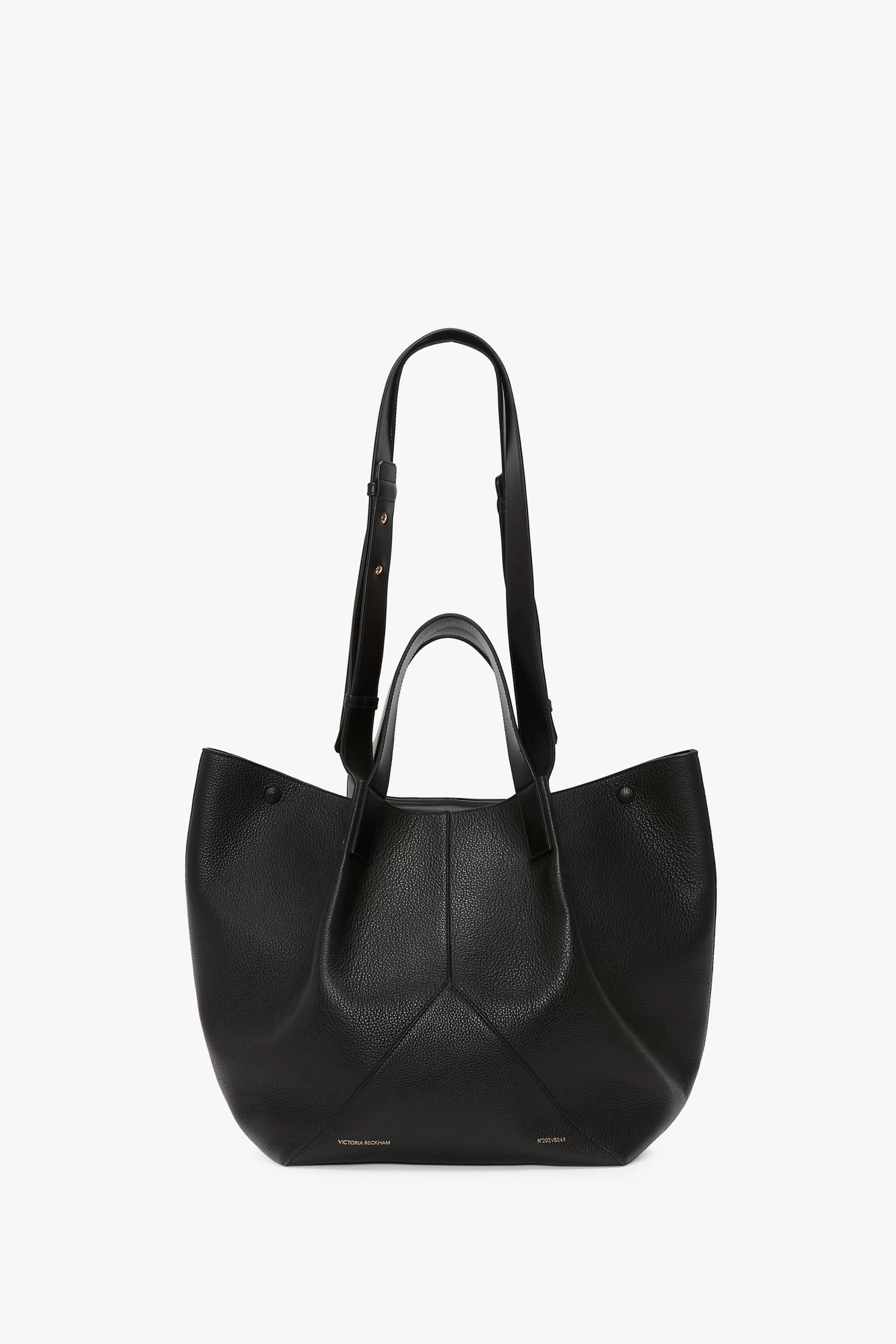 ACCESSORIES | BAGS | READY TO WEAR Victoria Beckham Gifts | Tote Bags | Pre Spring Summer 2024 | Bags | The Medium Tote In Leather Black