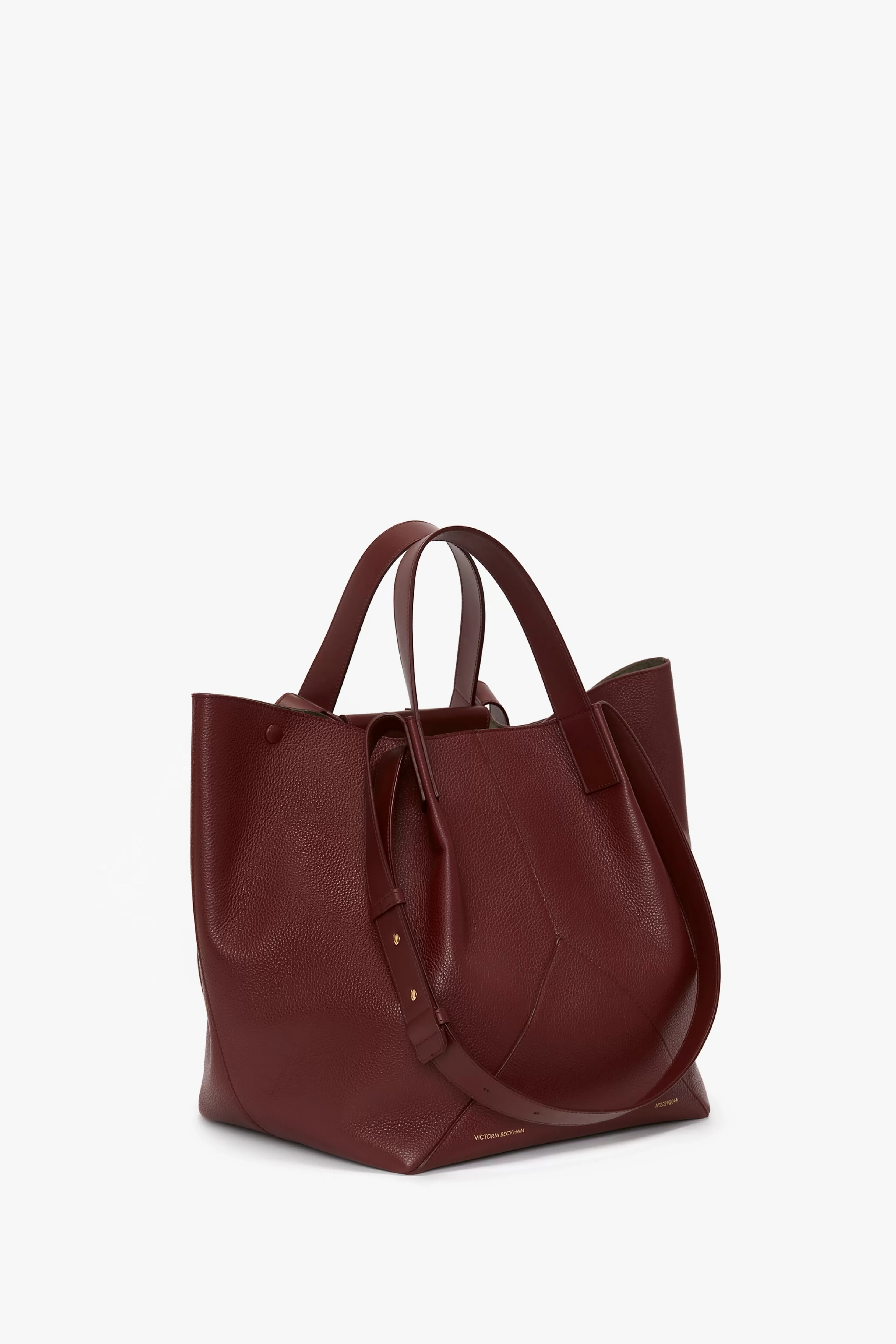 ACCESSORIES | BAGS Victoria Beckham Gifts | Bags | Tote Bags | The Medium Tote In Burgundy Leather Red