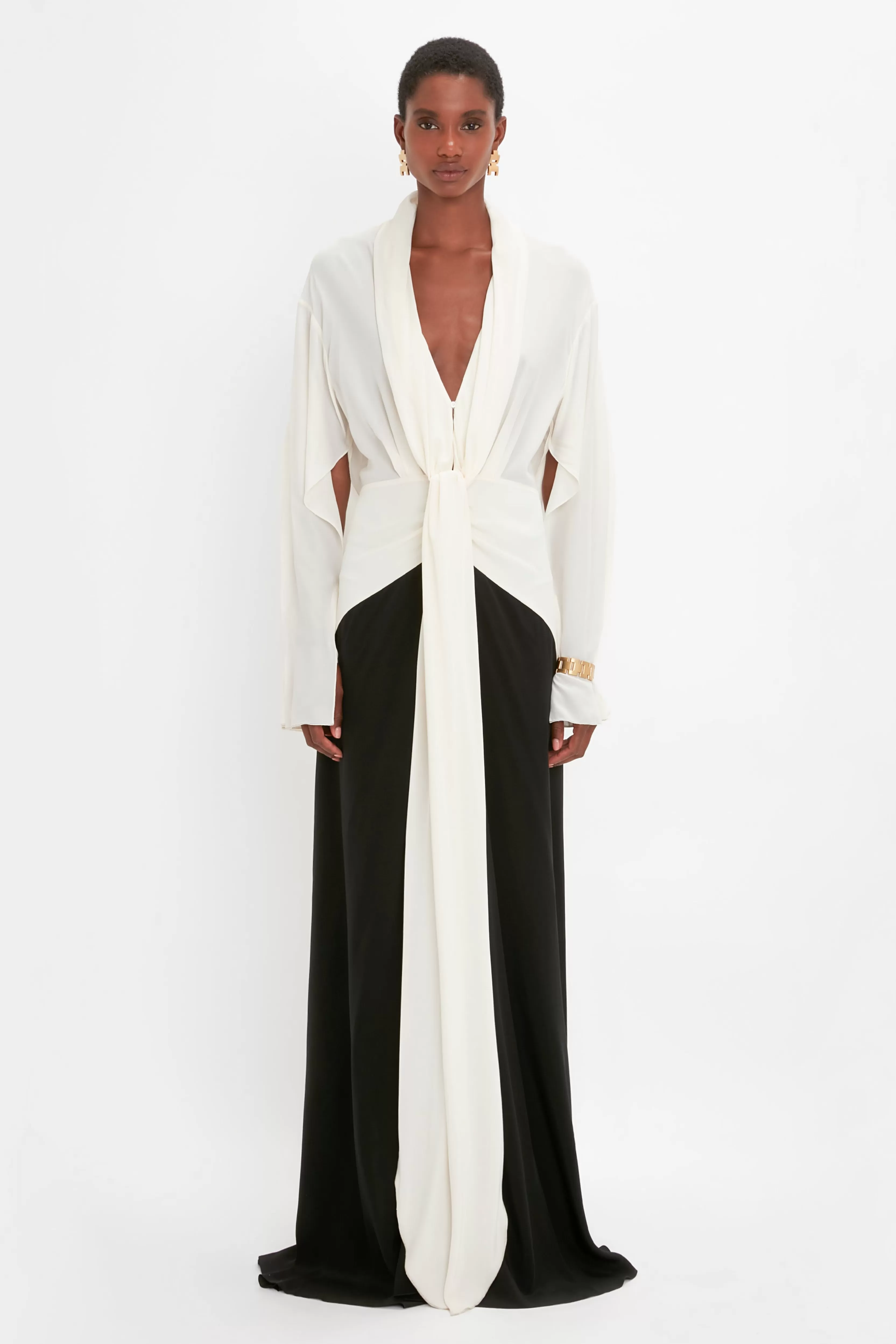 READY TO WEAR | VALENTINE'S DAY Victoria Beckham Occasionwear Edit | Pre Spring Summer 2024 | Gowns | Dresses | Eveningwear | Tie Detail Gown In Vanilla-Black